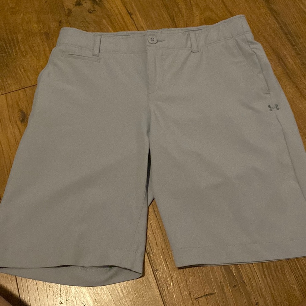 Grey Under Armour shorts